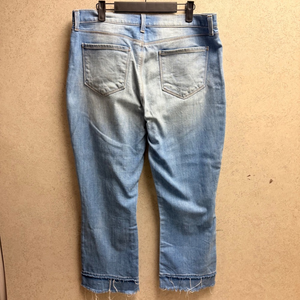 L'AGENCE Sz 32 Womens Flare Denim Light Wash Distressed Raw Hem Boho Jeans - Picture 9 of 11